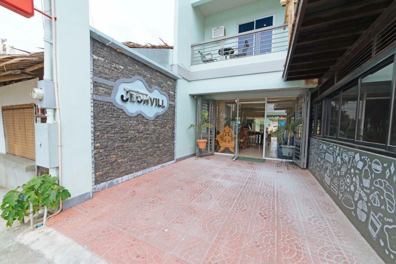 Hotel RedDoorz @ Old Buswang Road Kalibo Exterior foto