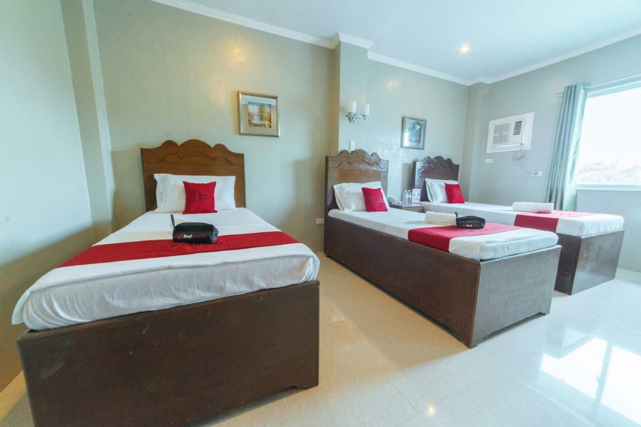 Hotel RedDoorz @ Old Buswang Road Kalibo Exterior foto